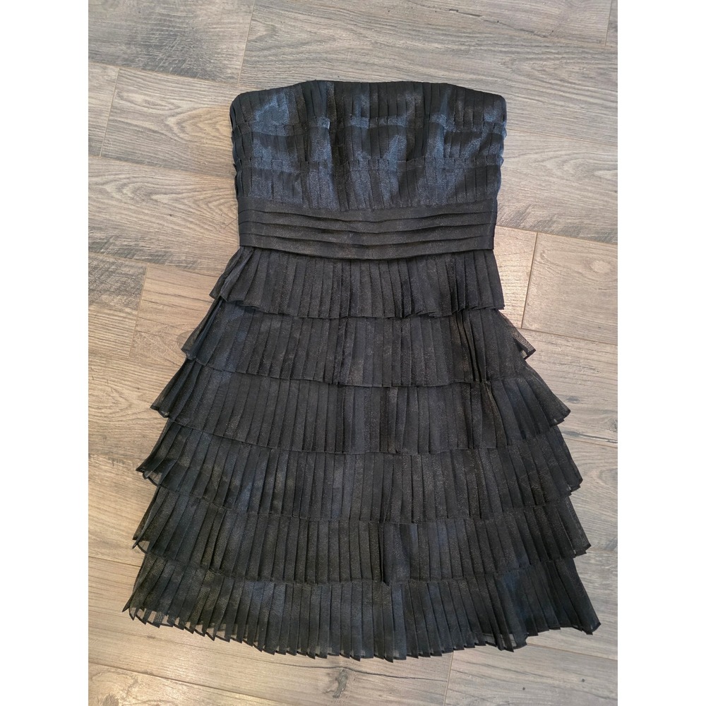 Women's sz 2 LBD White House Black Market Black Strapless Tiered Pleated Dress